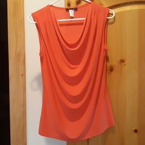 Sleeveless dress shirt